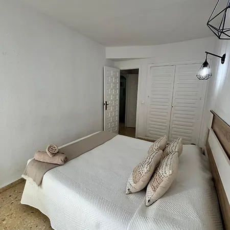 Diyi 3 Min Walk To The Calpe